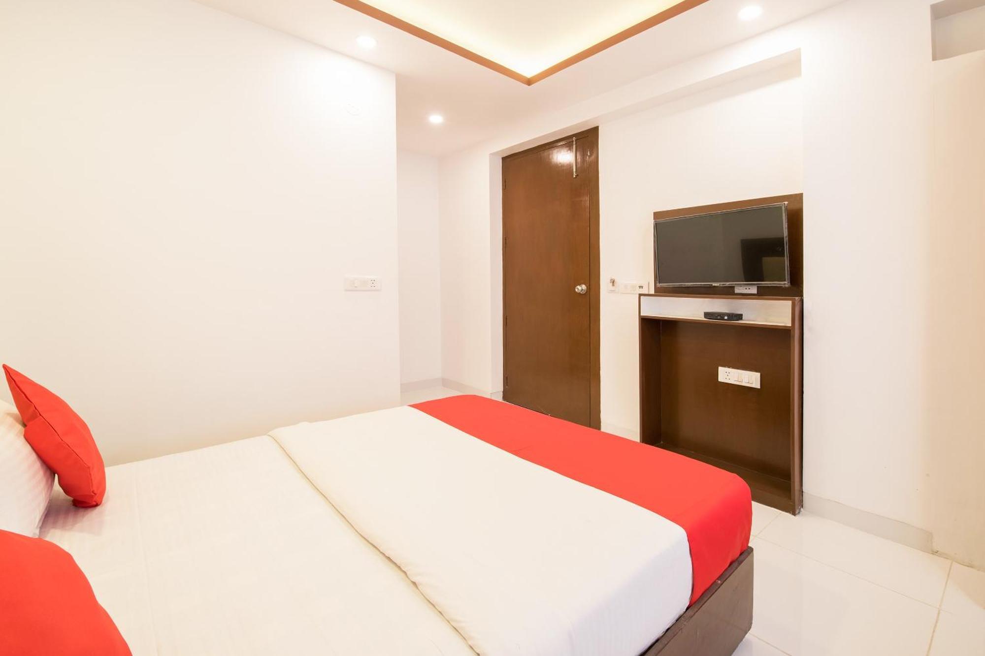 Hotel O Melfort New Delhi Eksteriør billede