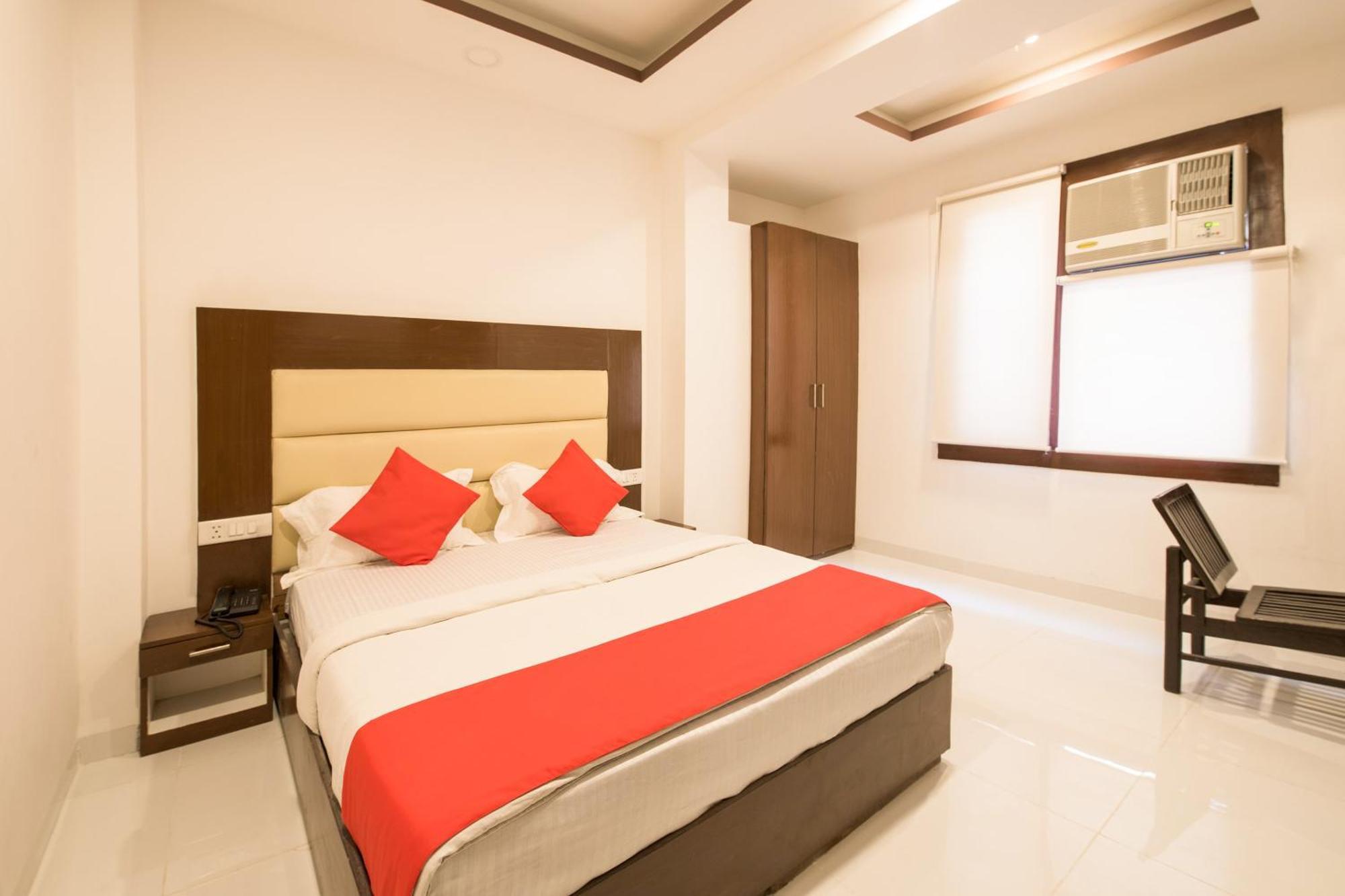 Hotel O Melfort New Delhi Eksteriør billede